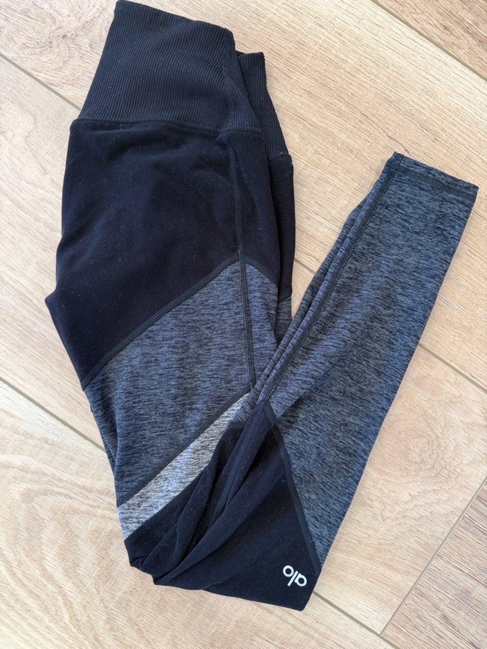 ALO Yoga Black XXS High-Waist Leggings